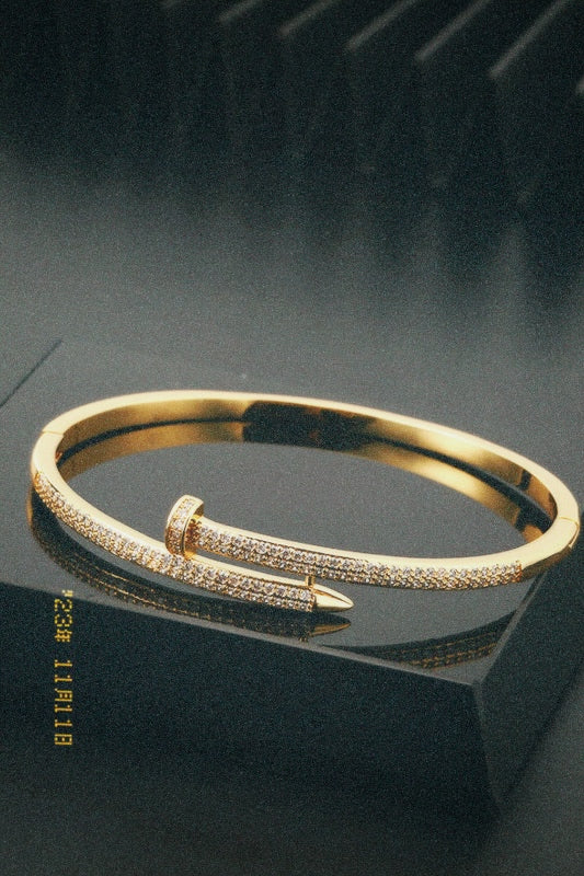 Carter Gold Luxury Nail Bracelet
